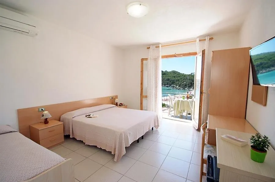Hotel Alma Fetovaia 3*,  Italy